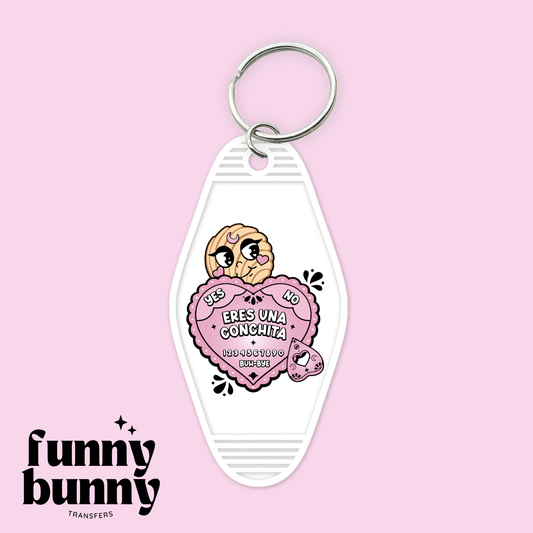 Eres Una Conchita - Motel Keychain